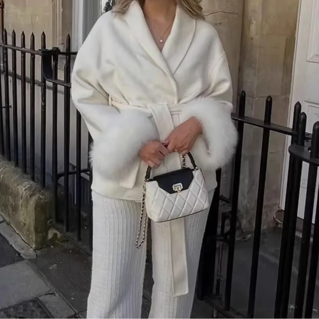 Overcoat furry cuffs