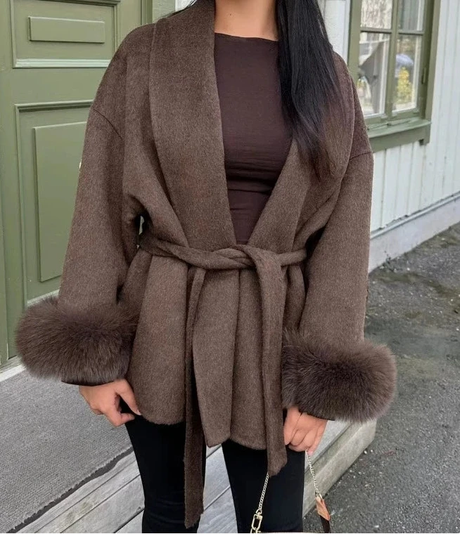 Overcoat furry cuffs